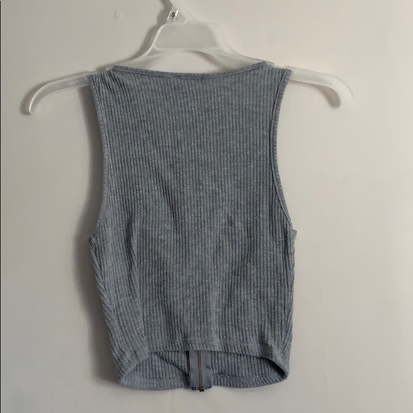 Zippered Crop Top - Picture 3 of 3